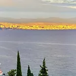 Big-blue Bayview Paradise In Opatija Apartamento Ičići