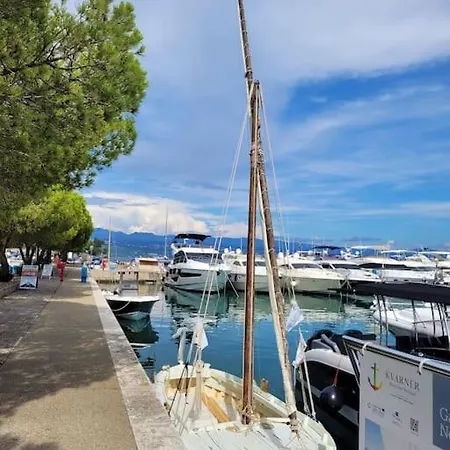Big-blue Bayview Paradise In Opatija Apartmán Ičići