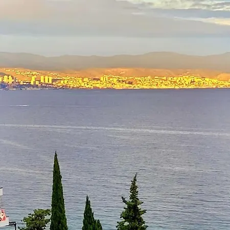 Big-blue Bayview Paradise In Opatija Apartmán Ičići