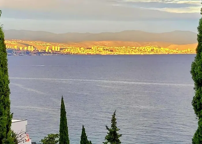 Big-blue Bayview Paradise In Opatija Appartamento Ičići