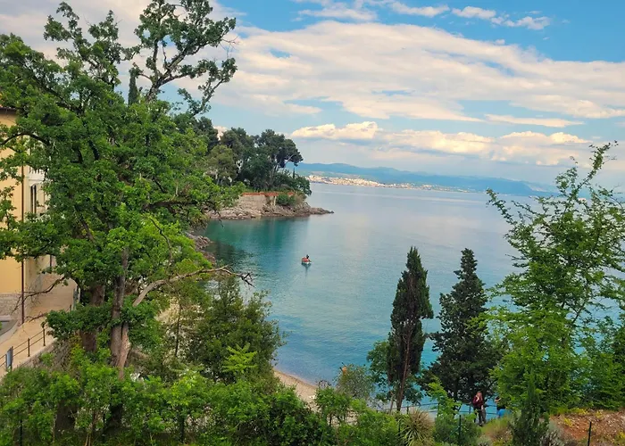 Big-blue Bayview Paradise In Opatija *